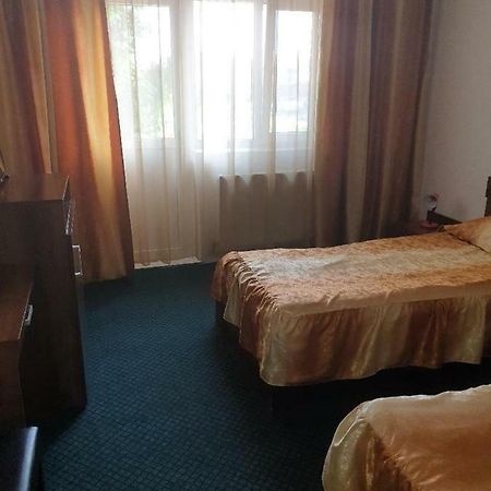 Hostel Stadion Залэу Экстерьер фото