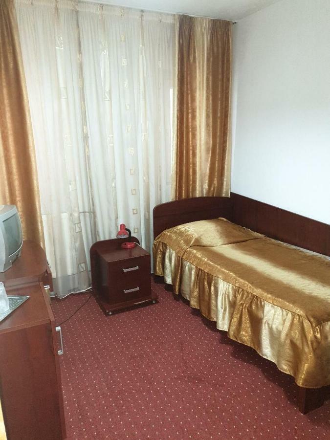 Hostel Stadion Залэу Экстерьер фото