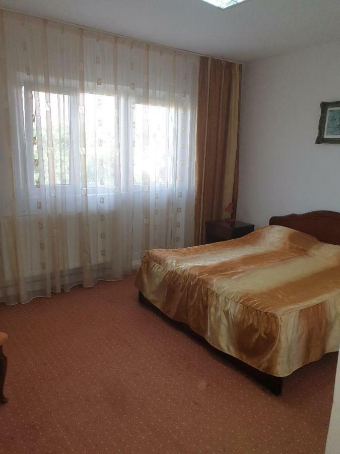 Hostel Stadion Залэу Экстерьер фото